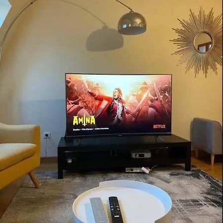 Quiet And Spacious Apartment Near Champs Elysees Paris Exterior foto