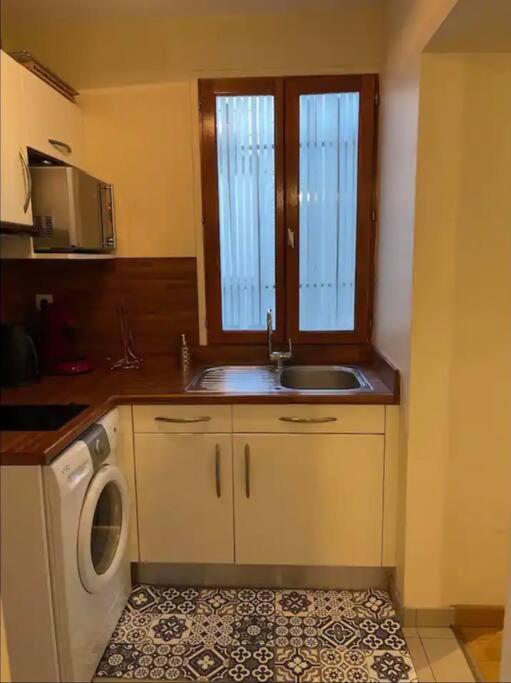 Quiet And Spacious Apartment Near Champs Elysees Paris Exterior foto